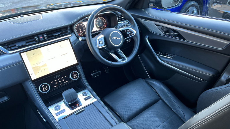 Jaguar F-Pace 2.0 P400e R-Dynamic SE Black 5dr Auto AWD Estate